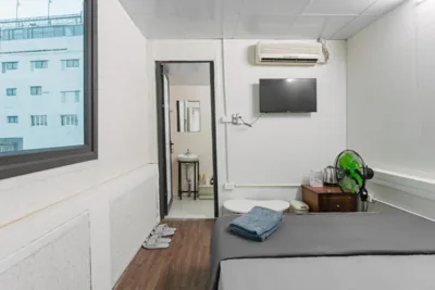 Deluxe Double Room — Bridgo Homestay - by Hoan Kiem lake side
